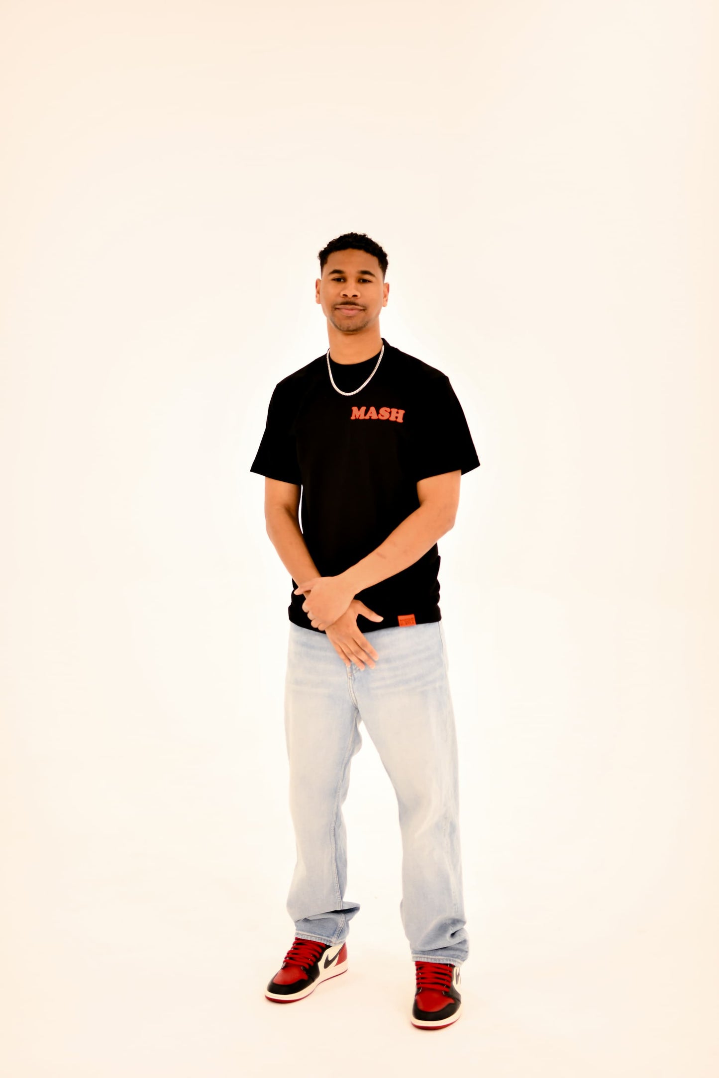 "’MASH’ MONEY SIGN" TEE (BLACK/RED)