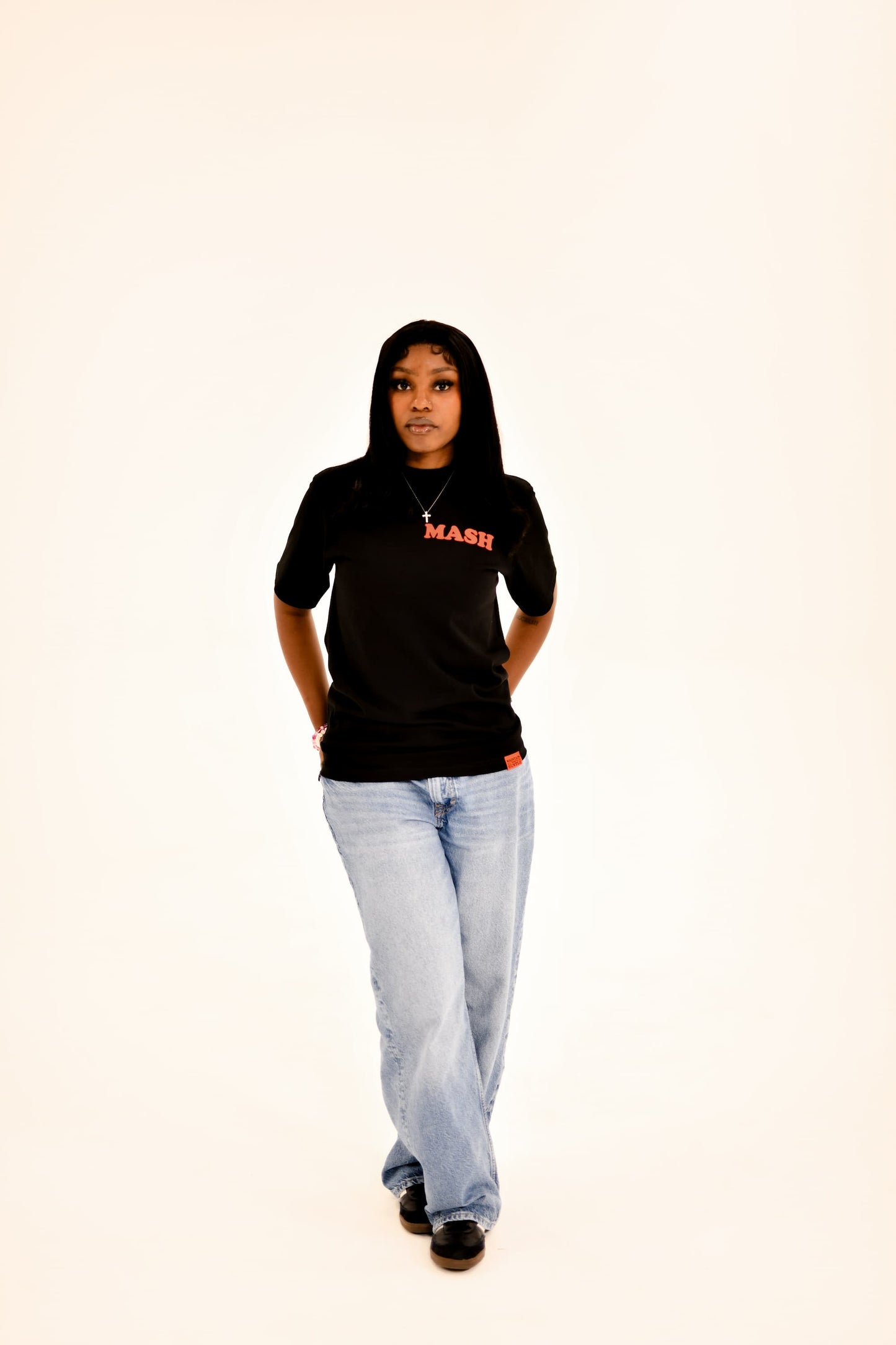 "’MASH’ MONEY SIGN" TEE (BLACK/RED)