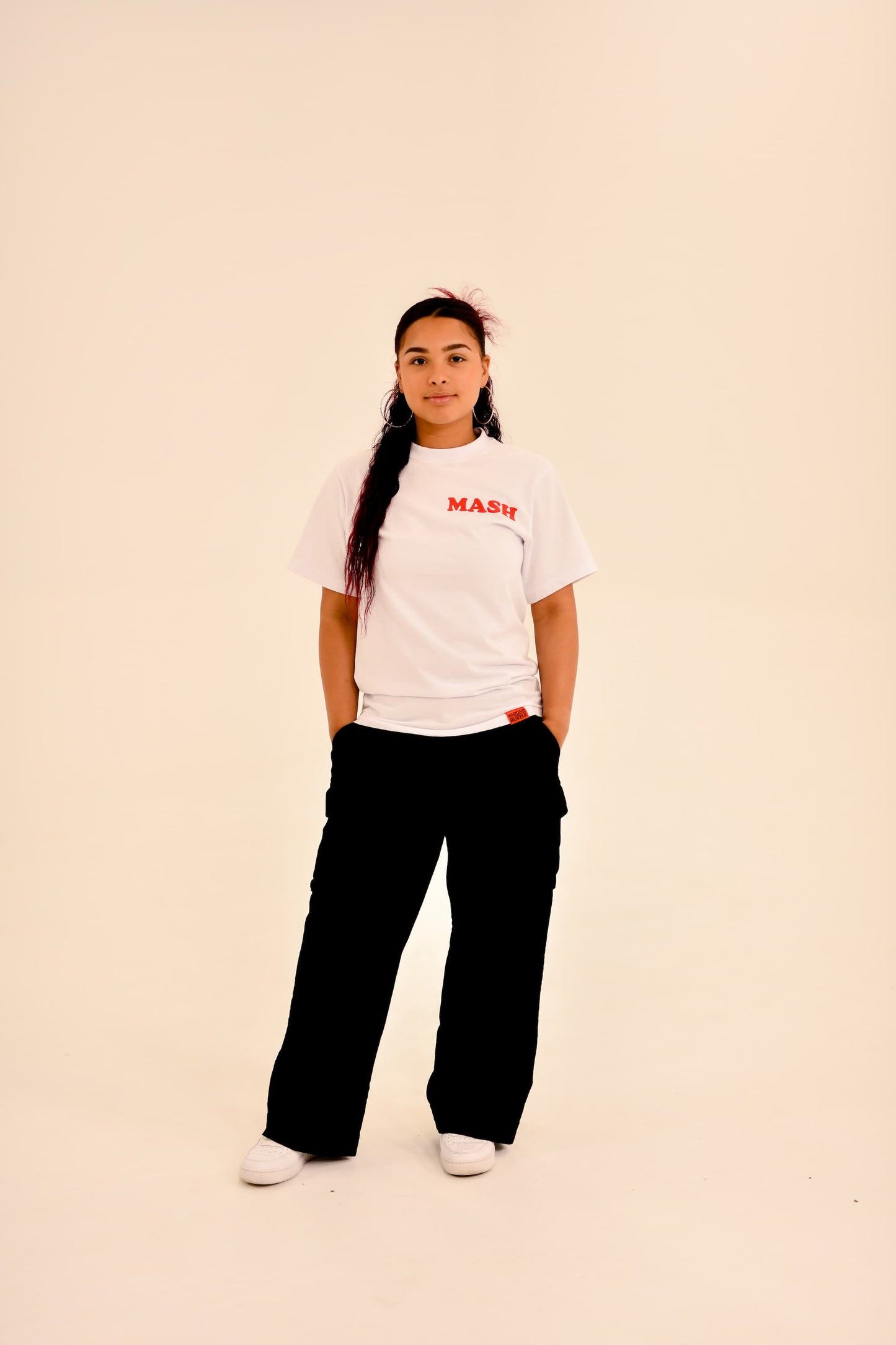 "’MASH’ MONEY SIGN" TEE (WHITE/RED)